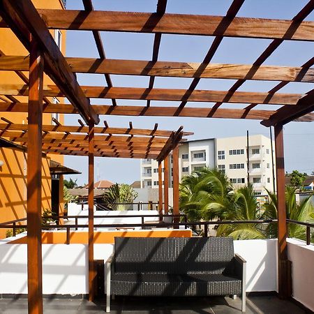 M Suites Hotel Акра Екстериор снимка