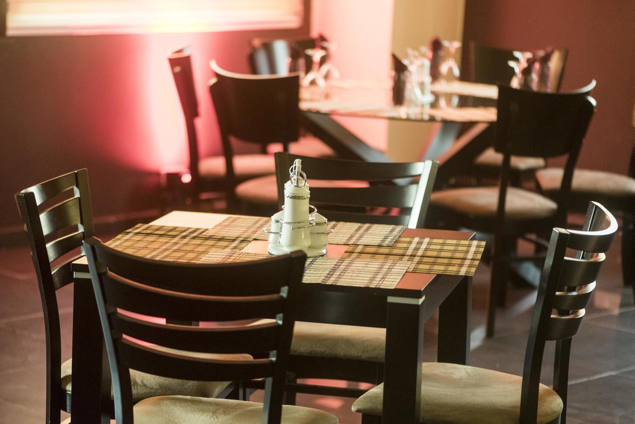M Suites Hotel Акра Екстериор снимка